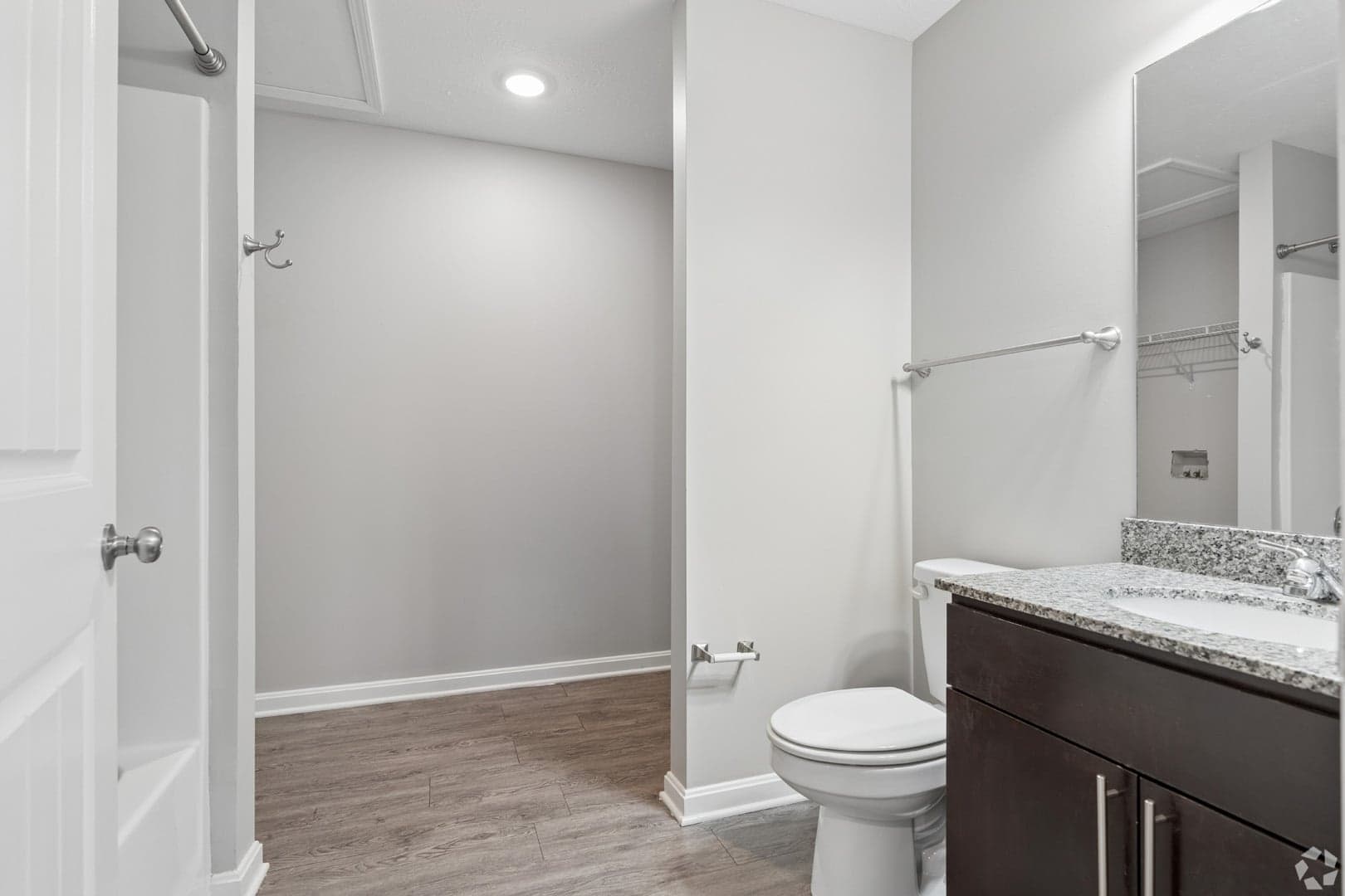 Moss Creek Apartments photo 4